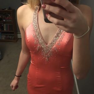WOMENS PROM/ FORMAL DRESS PEACH
